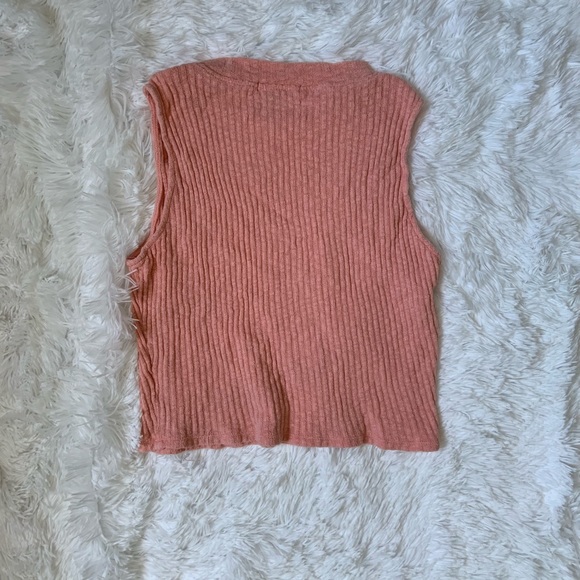 Top - Picture 4 of 6